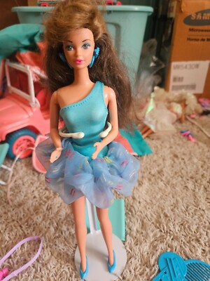 Barbie Style Magic Whitney w/ Exclusive WondraCurl Hair 1988 w/accessories 
