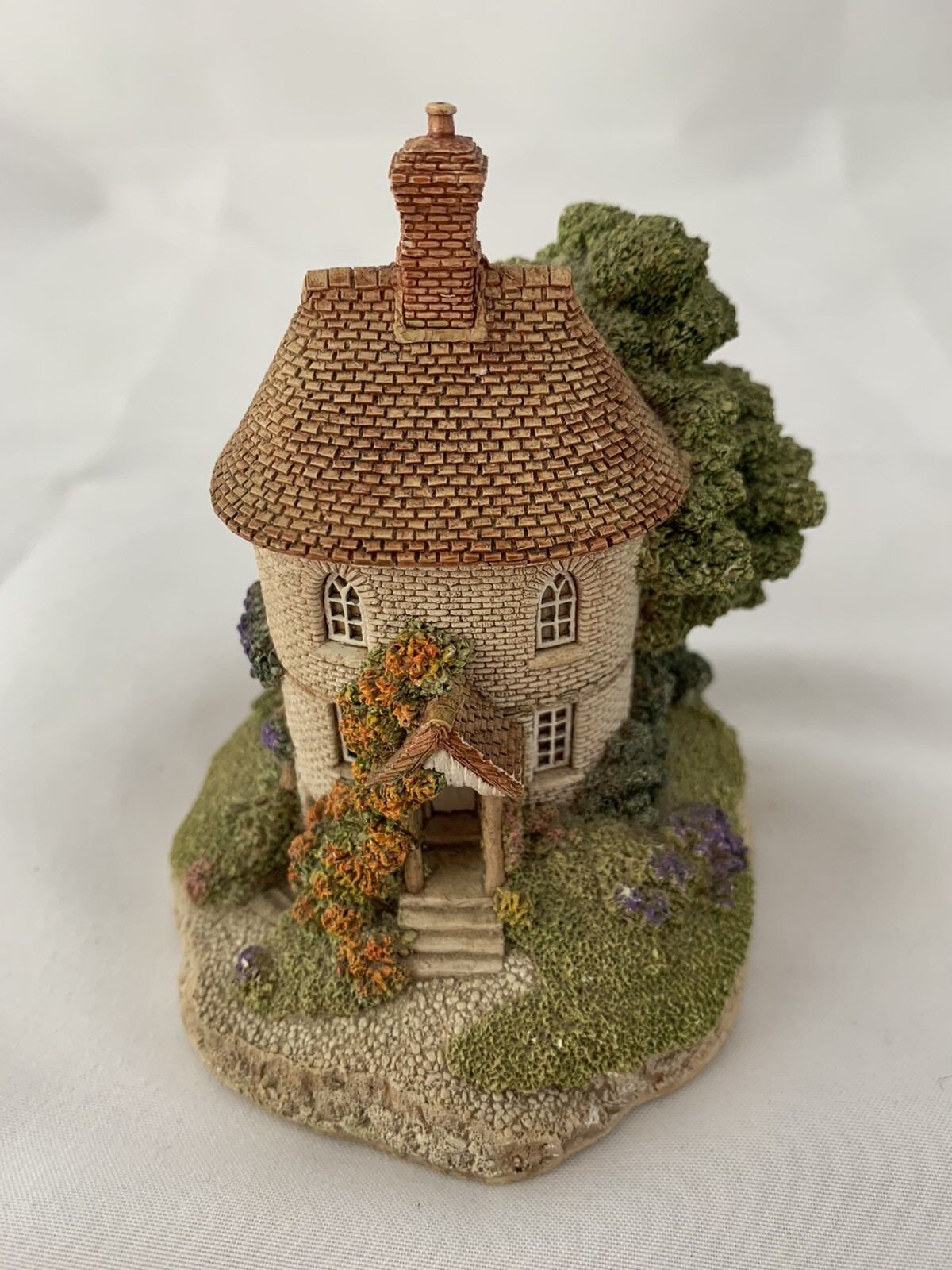 Lilliput Lane - Tea Caddy Cottage