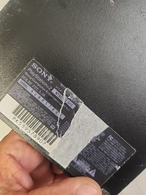 Sony PlayStation 2 Ps2 slim Console, 2 Controls, Original Power Cord & 2 Memorie