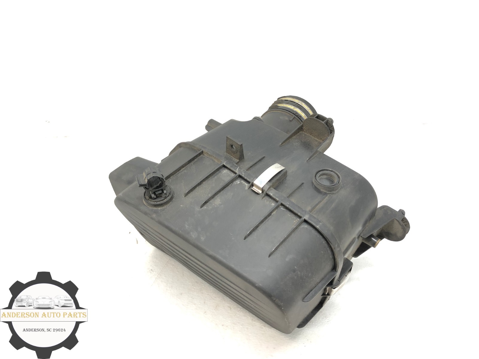 2014-2020 MASERATI QUATTROPORTE 3.0L LEFT DRIVER AIR CLEANER FILTER HOUSING OEM