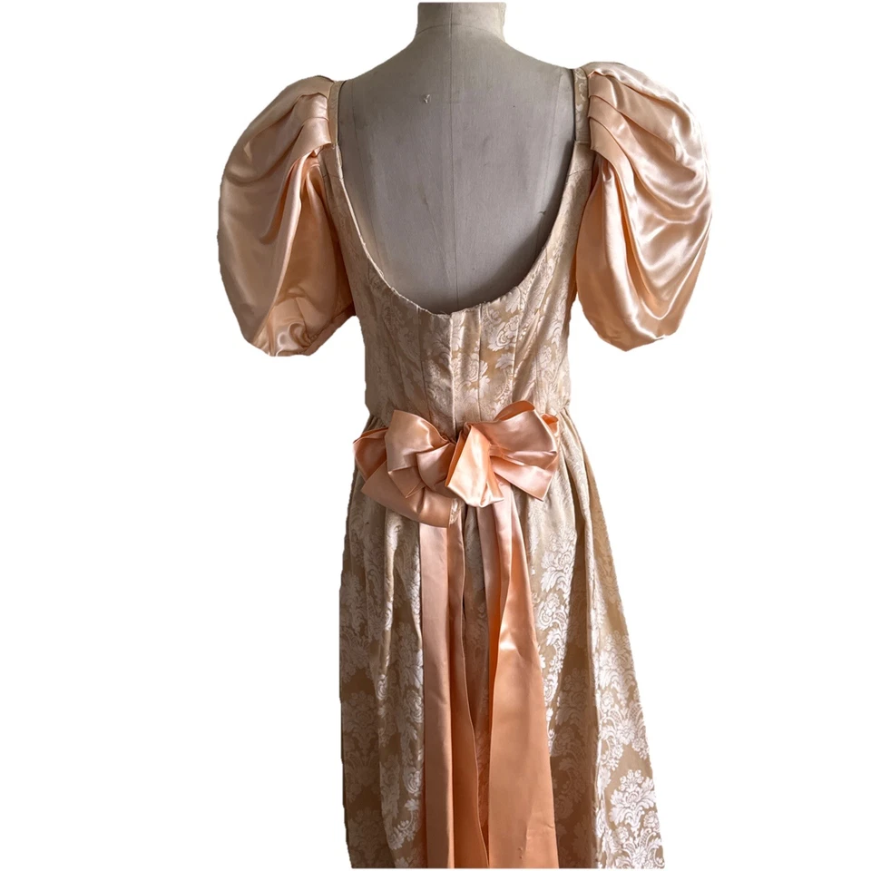 复古好莱坞服装 CRC 维多利亚裙 — 第 3/4 张图片