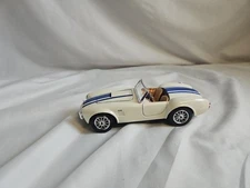 Maisto 1:24 1965 Shelby Cobra 427 Special Edition Die Cast #BBYC