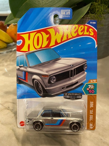 2025 Hot Wheels Walmart #5 Zamac #77 Hw '70Er Vs. '90Er 5/10 Bmw 2002 Zamac-image