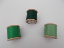 3 x VINTAGE DEWHURST SYLKO WOODEN COTTON REELS - GREEN SHADES D122 D305 D314