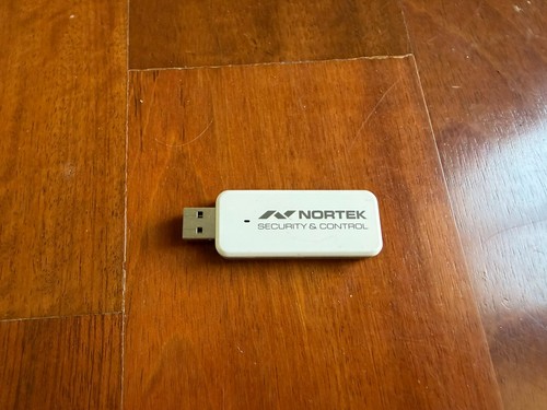 Nortek GoControl Z-Wave/Zigbee QuickStick HUSBZB-1