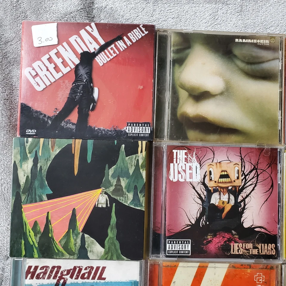 Metal Punk Rock CD Lot of 18 Greenday Offspring Foo Fighters Black Sabbath Train Foto 2 de 4