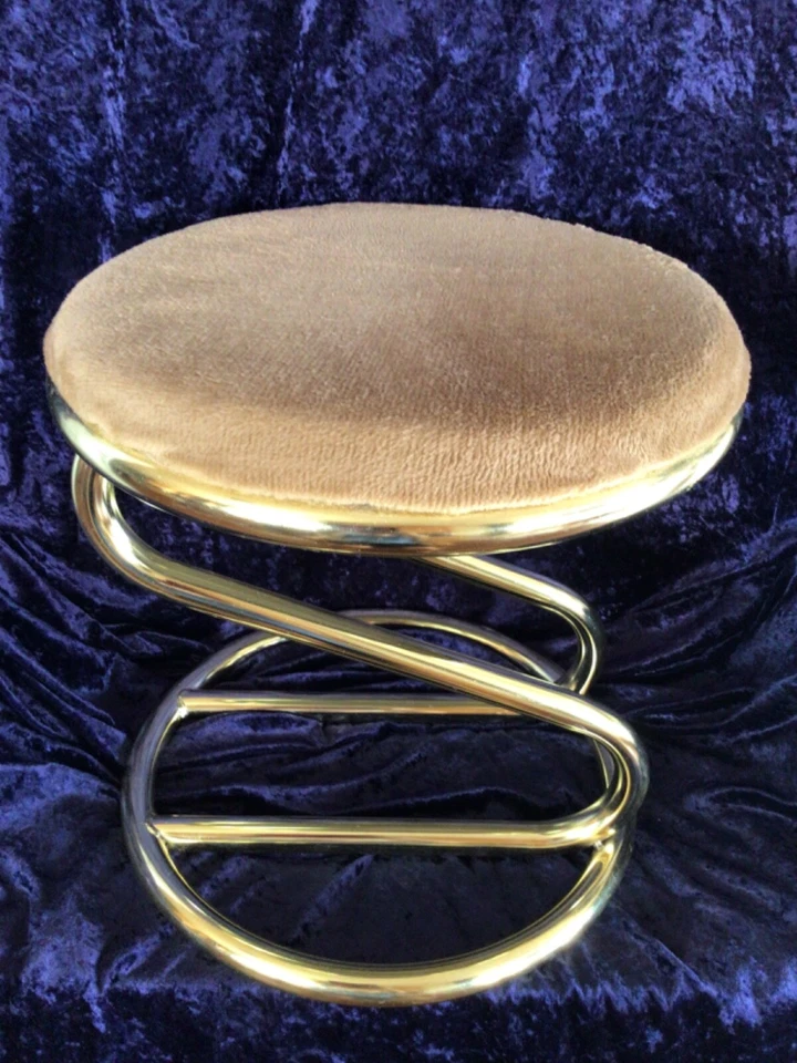 WoW Mid Century Moderno Taburete Zig Zag Tocador Silla Estudio Tono Dorado Foto 3 de 4