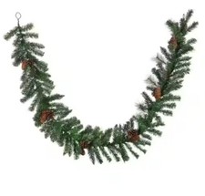 Ashland Christmas Holiday Garland Pine Cone Deluxe 6 Ft Long Normally 22.99 NWT