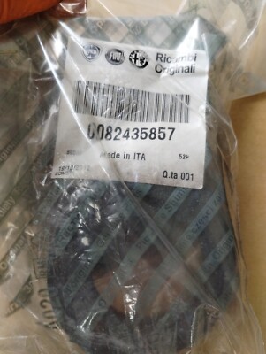 Genuine Fiat THRUST RING 2pcs . Nr: 82435857