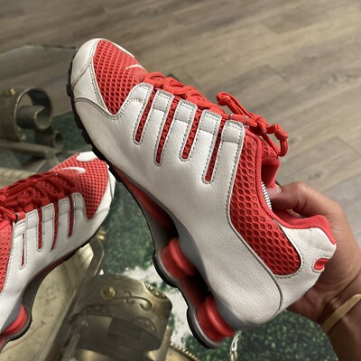 【タイムセール中❕】Nike Shox ホワイト/レッド Nike Shox NZ Crimson Red & White Running Sneakers Size 9.5