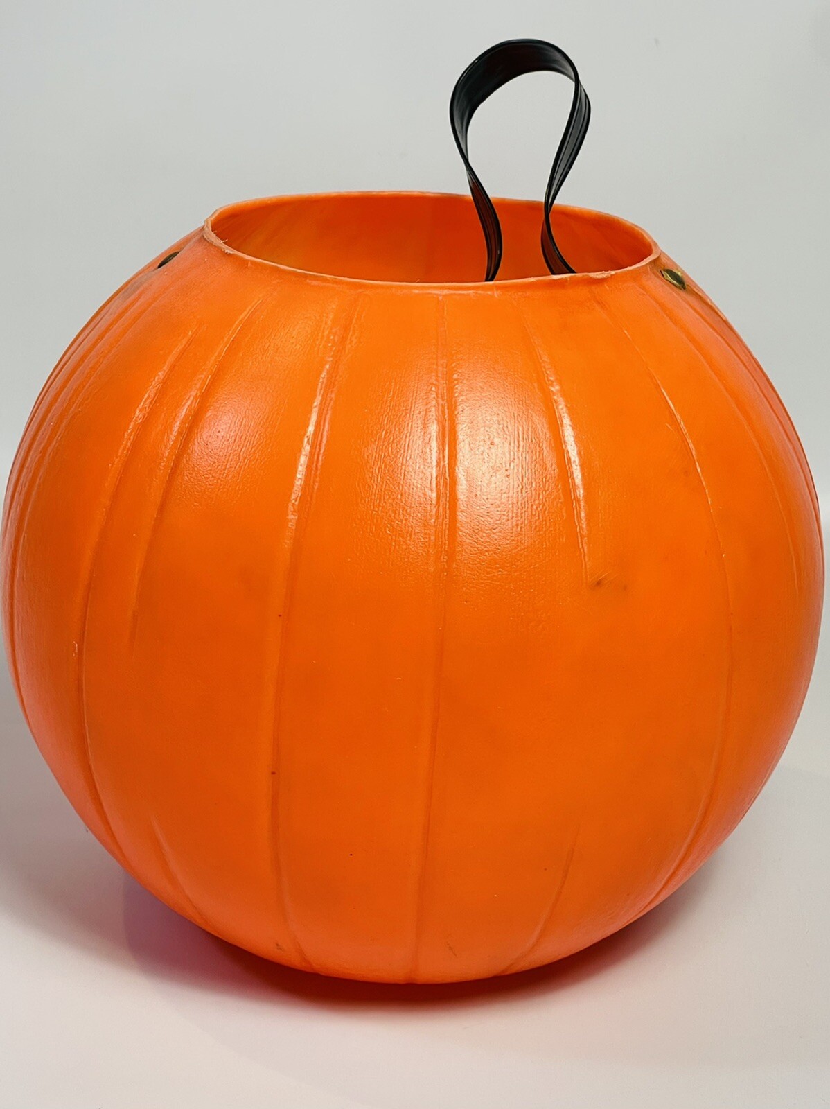 Vintage Halloween Plastic Pumpkin Jack O Lantern Bucket Pail Diamond