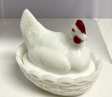 Vintage Westmoreland Milk Glass Chicken On Nest Covered Dishes 3 1/2”