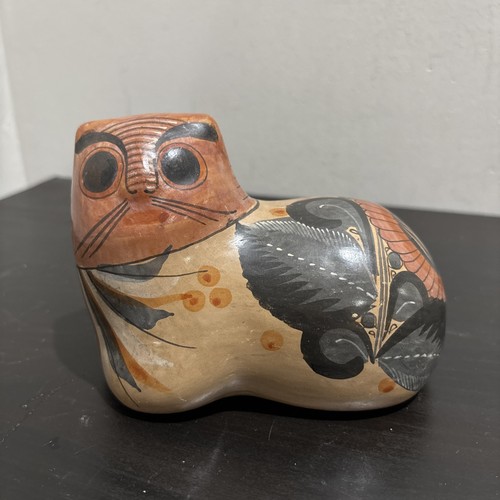 Vintage Folk Art Tonala Cat Figurine Hand Painted Mexico Pottery 4”x5”