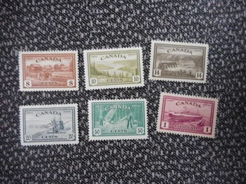 SET MINT/MNH CANADA #268-73--SEE DESCRIPTION