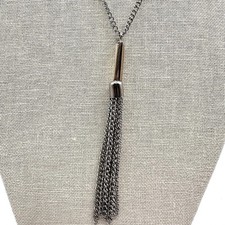 Vintage Y2K Silver Tone Curb Chain Tassel Fringe Pendant Necklace Jewelry