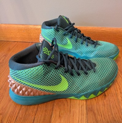 USED Size 11 Nike Kyrie 1 Australia Rare Green Basketball Shoes Sneakers