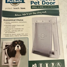 PetSafe Plastic Small 1-15lb Dog or Cat Pet Door - White PPA00-10958 - New