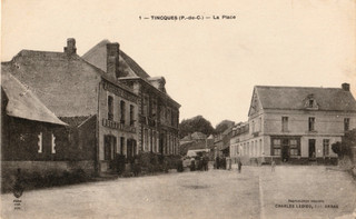 CPA 62 TINCQUES LA PLACE.