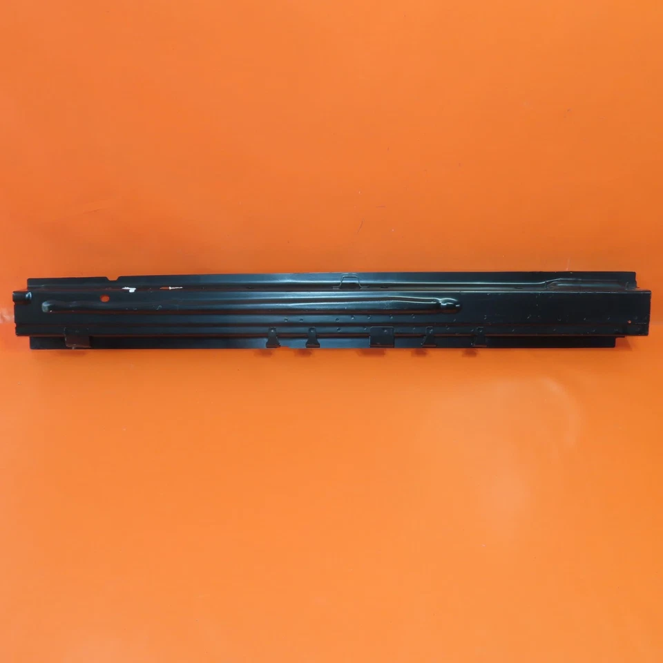 PORSCHE MACAN FLOOR Side RAIL RIGHT 2016 2017 2018 2019 2020 2021 2022 95B803752 — 第 4/4 张图片