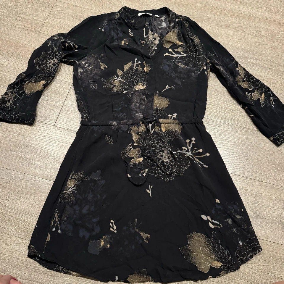 Vestido camisero Babaton Aritzia Bennet 100 % seda para mujer pequeño con cordón Foto 3 de 4