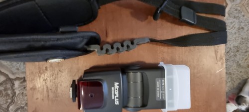 NIKON D5600 BUNDLE - Picture 16 of 19