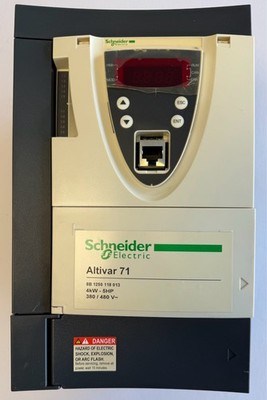 Schneider Altivar 71 Frequenzumrichter / 4kW - 5HP / 380-480V / ATV71HU40N4