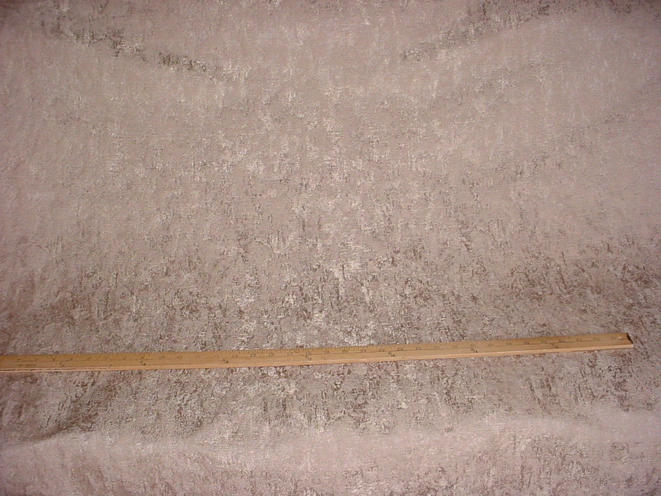 2-1/8Y Scalamandre F37350 Trastavere Sand Silk Jacquard Upholstery Fabric - Image 2 of 4