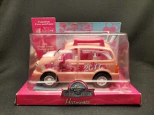 Chevron Cars Breast Cancer Awareness Car 2010, Harmonee, NIP