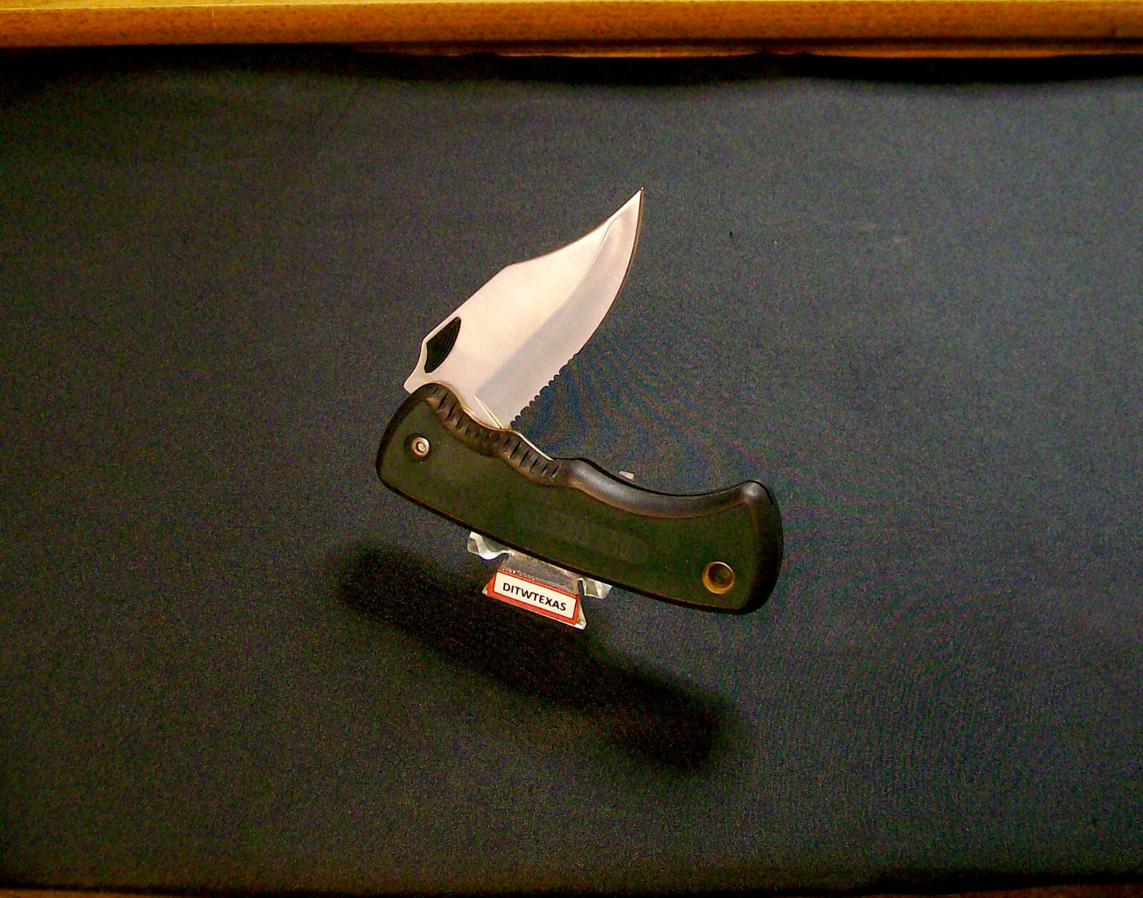 Picture 9 of 12