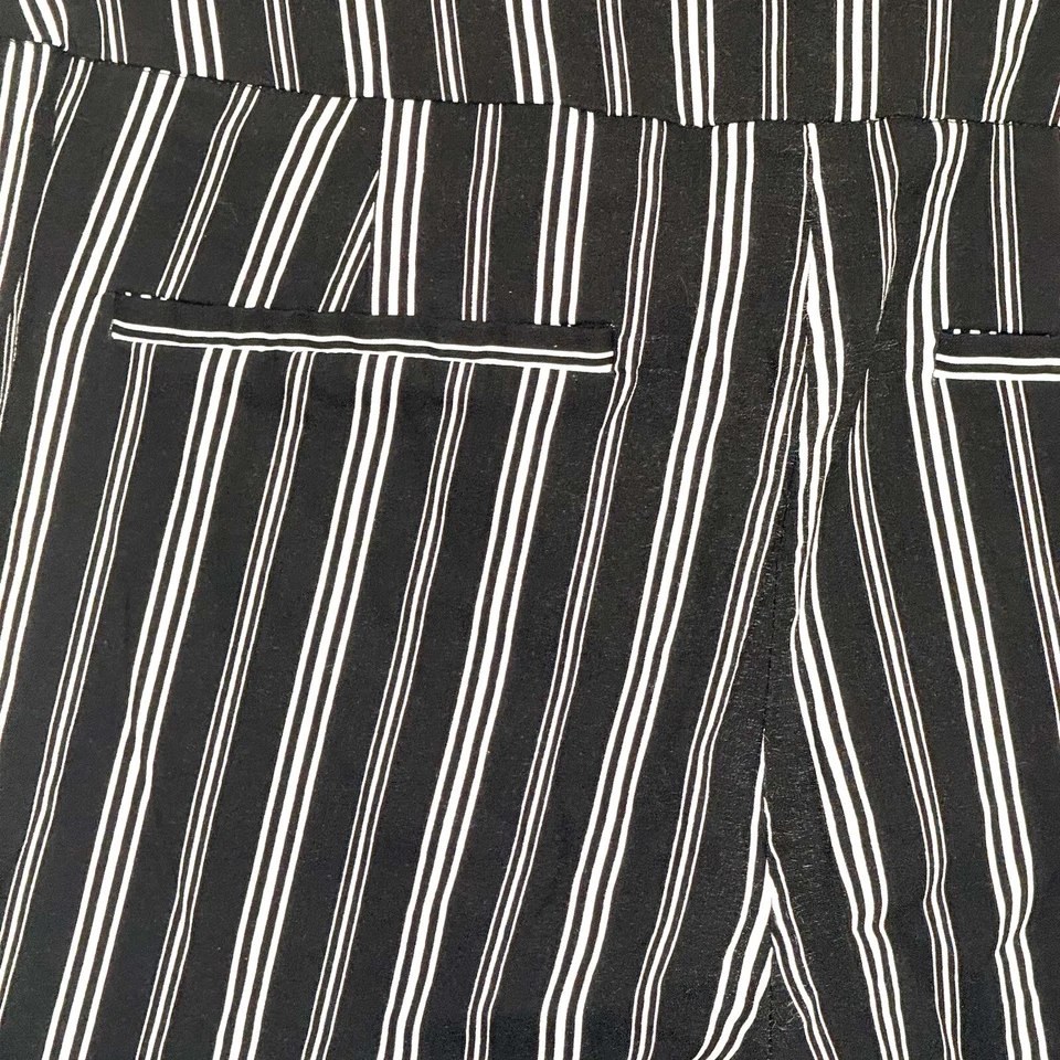 New York & Company Womens Shorts Size XL High Waist Black White Striped Pockets - Image 4 of 4