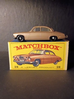Matchbox #28C Mark 10 Jaguar 1964 In Crisp Original E3 Box