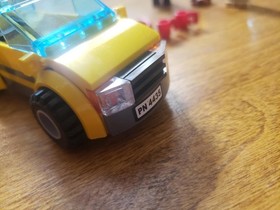 LEGO CITY 4435 Car and Caravan Set &bull; NO MANUAL NO BOX 100% Complete