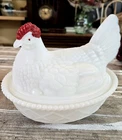 Vintage Westmoreland White Milk Glass Hen on Nest w/Red Comb Candy Trinket Dish