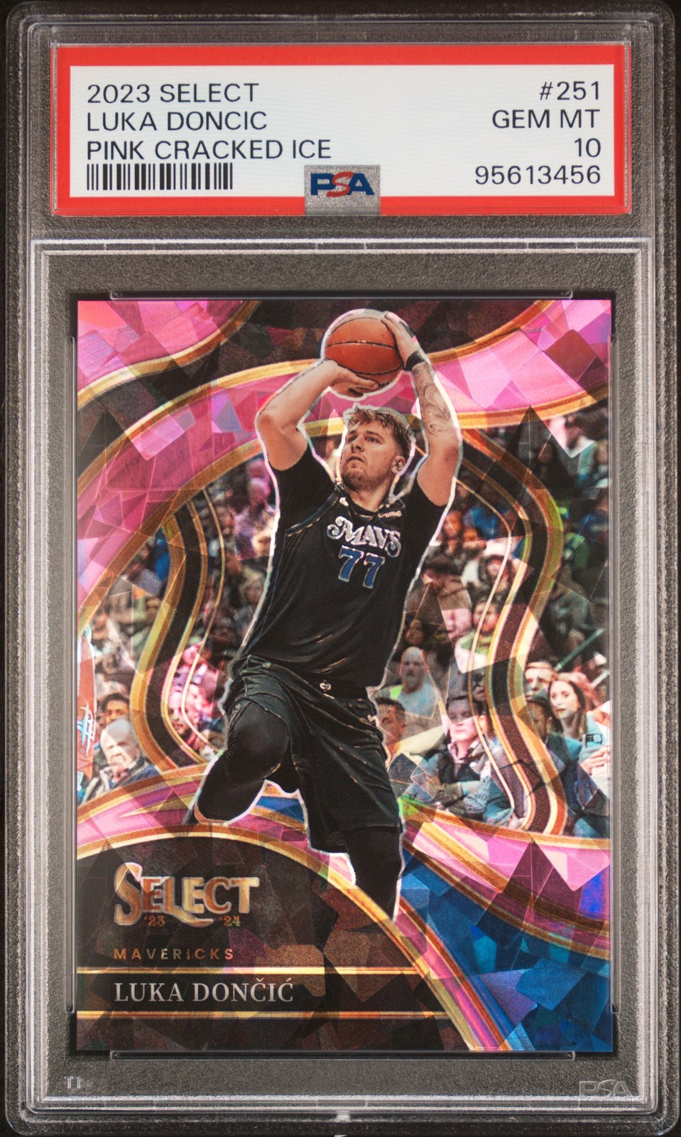 2023 PANINI SELECT PINK CRACKED ICE #251 LUKA DONCIC 95/99 PSA 10