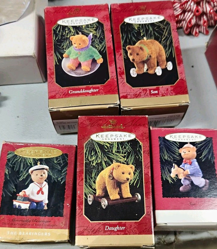 Hallmark Keepsake The Bearingers Bear Family Christmas Ornaments Lot of 5