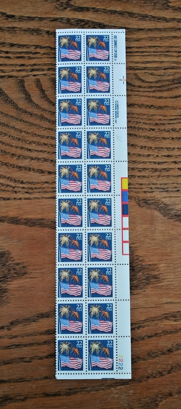 Flag & Fireworks, 22¢ stamp, Plate Block of 20, Scott# 2276, MNH