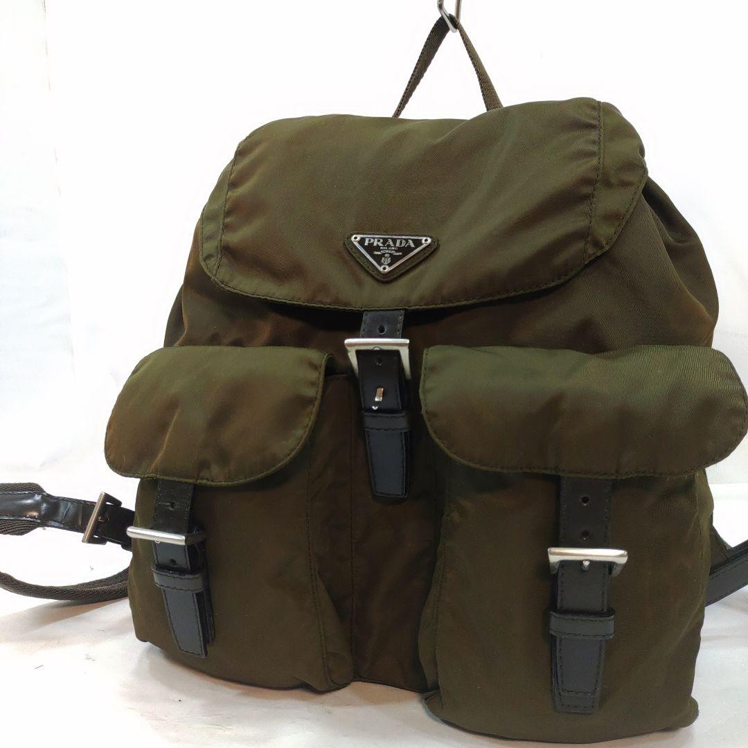 Excellent condition Prada Backpack in Leather x N… - image 1