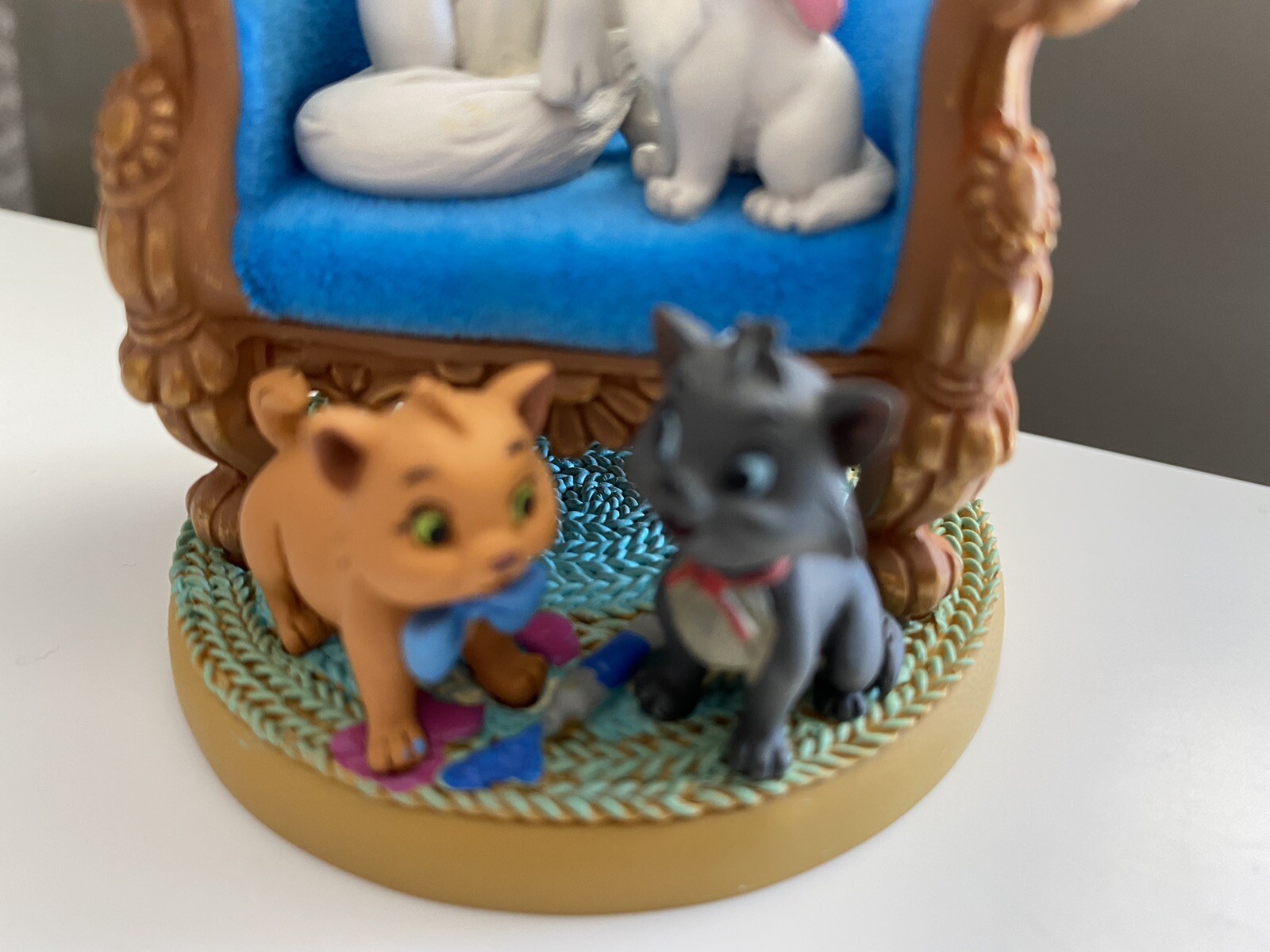 DISNEY STORE Aristocats Duchess Marie Toulouse Berlioz Sketchbook