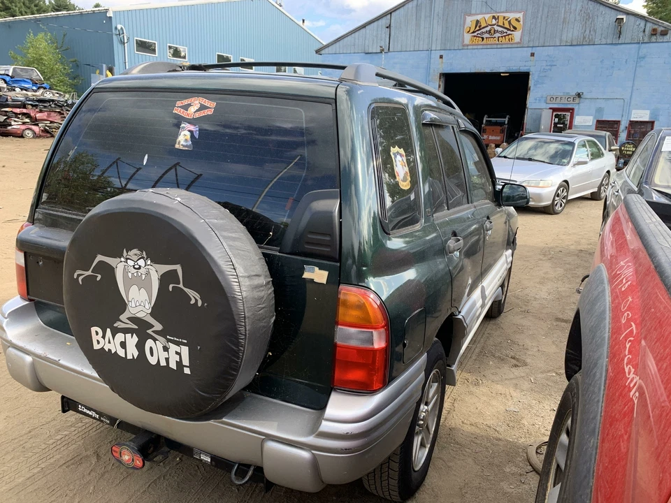 Capucha Chevy Geo Tracker 99 00 01 02 03 04 Foto 3 de 4