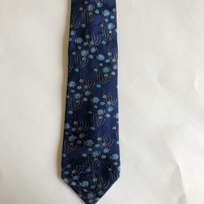 fil a fil Brand Tie 100% Silk Hand Made In France Fish Aquatic 57  Long 3 3/4''W