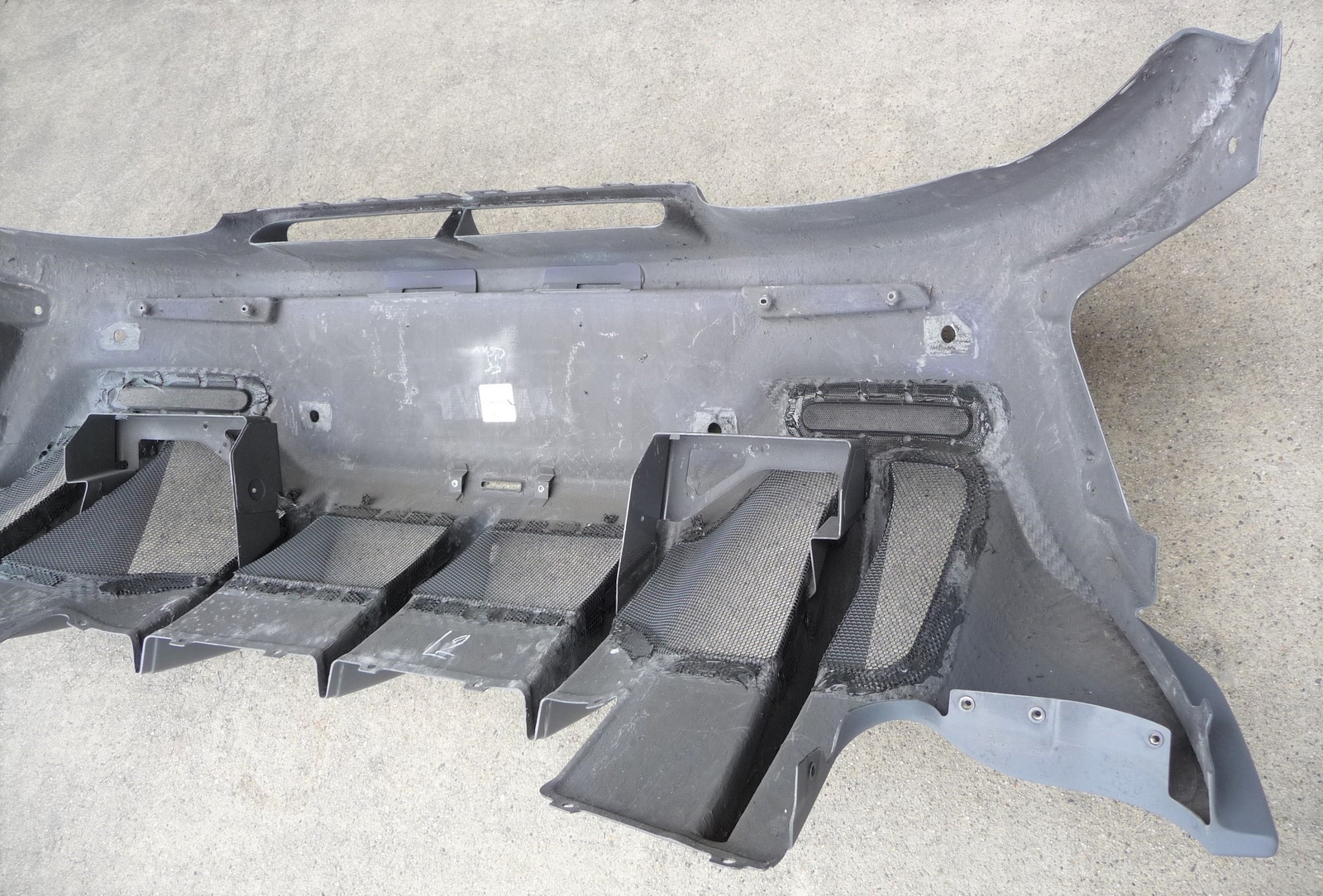 2019 2020 McLaren 600LT Coupe Spider Rear Bumper Lower Diffuser 13AB829RP OE