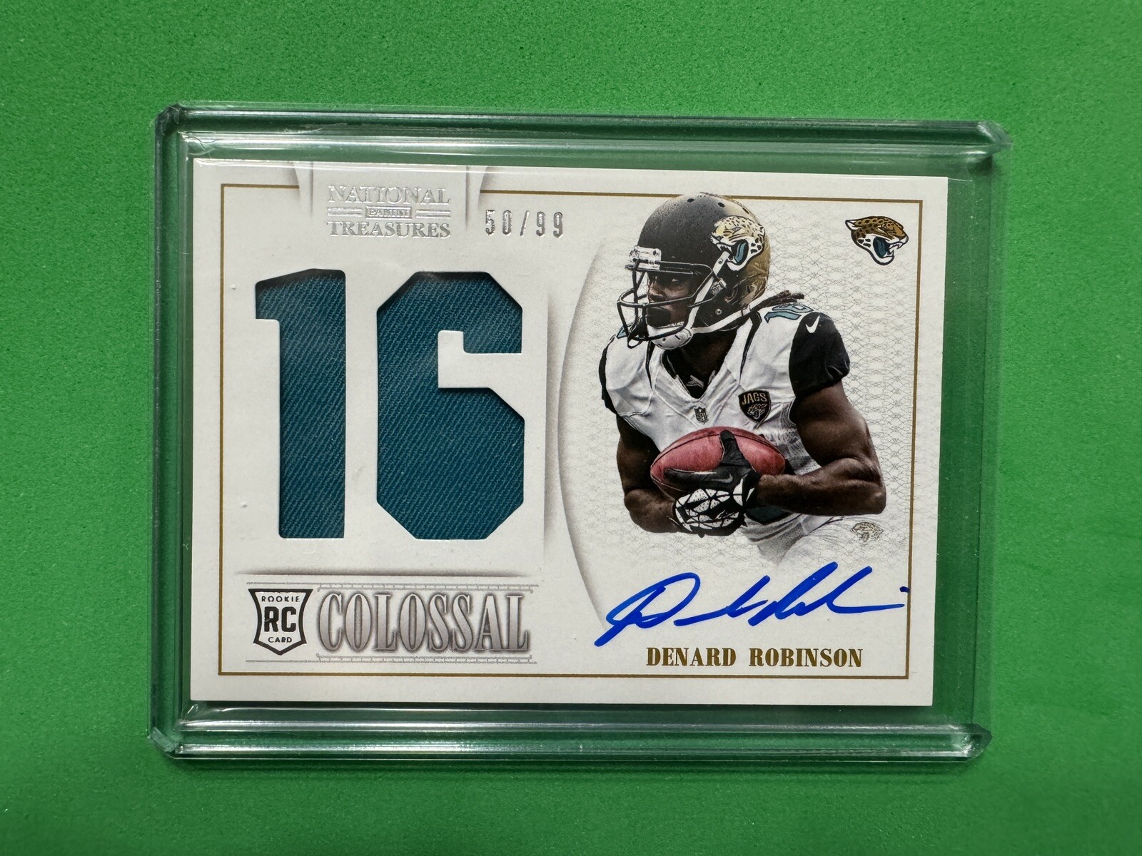Denard Robinson Panini National Treasures Rookie Colossal Jersey Number Signature #6 Laundry Tags Signature 1/1