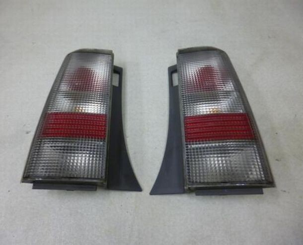 Toyota bB NCP30 Tail Lights Rear Lamps Taillights Scion XB Genuine