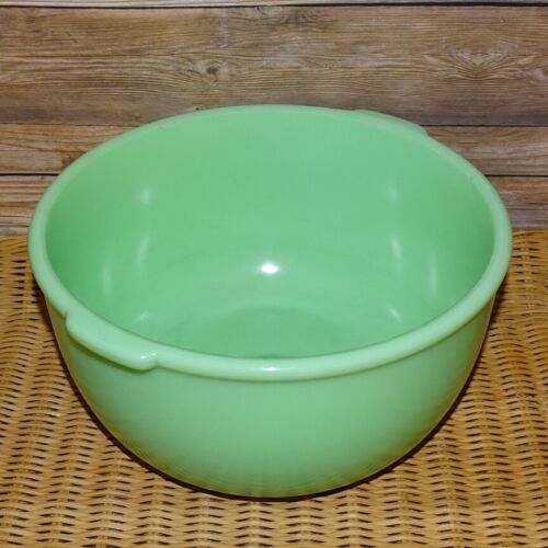 1940s Jadeite 9” Uranium Glass Electric Mixer Mixing Bowl Tab Handles Glows - Picture 8 of 12
