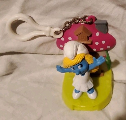 SWAPPZ The Smurfs Smurfette Backpack Clip & Keychain 3" Tall - Picture 4 of 6