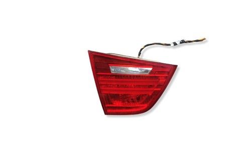 BMW 3 E90 E91 2011 Hinten links Rückleuchte Heckleuchte innen 7154161 TTF30681