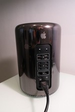 Apple Mac Pro (2013), 12core 2.7Ghz Xeon E5, 64Gb, 1Tb SSD, 2x AMD500