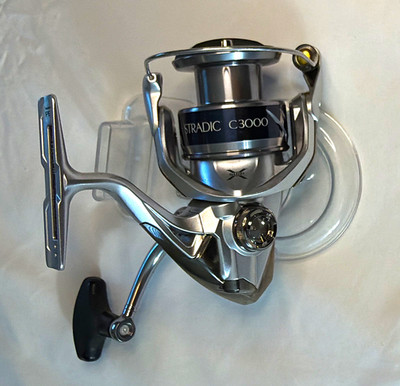 Shimano Stradic C3000HG-K 3000 Spinning Reel 6.0:1 6+1BB 20lb smooth