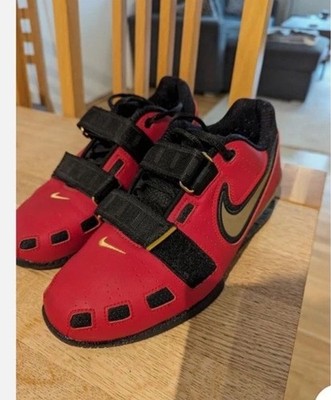 Nike Romaleos 2 Rot Gold erscheint NEU - US 7,5 (EU 40,5)