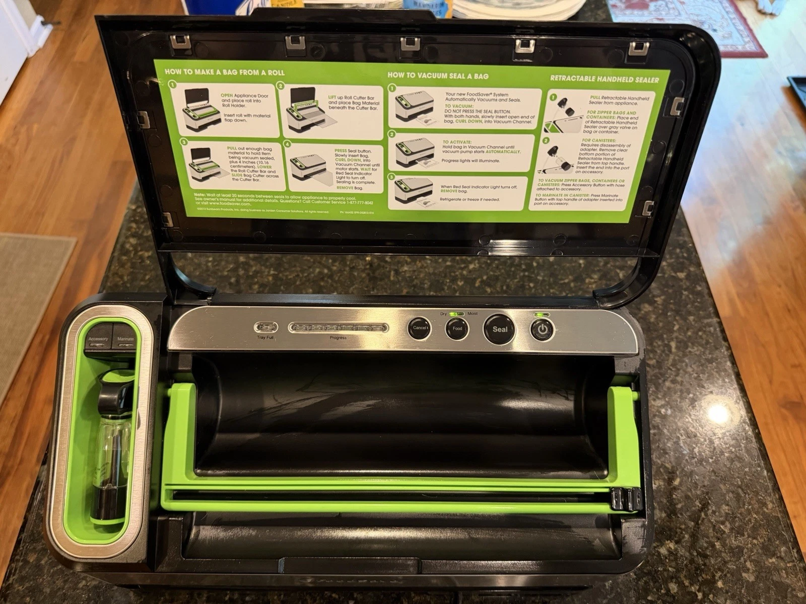 FoodSaver V4840 2-in-1 Vacuum Sealer with Automatic Bag Detection